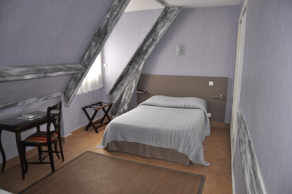Auberge Des Platanes ラ・ロック・ガジャック 部屋 写真
